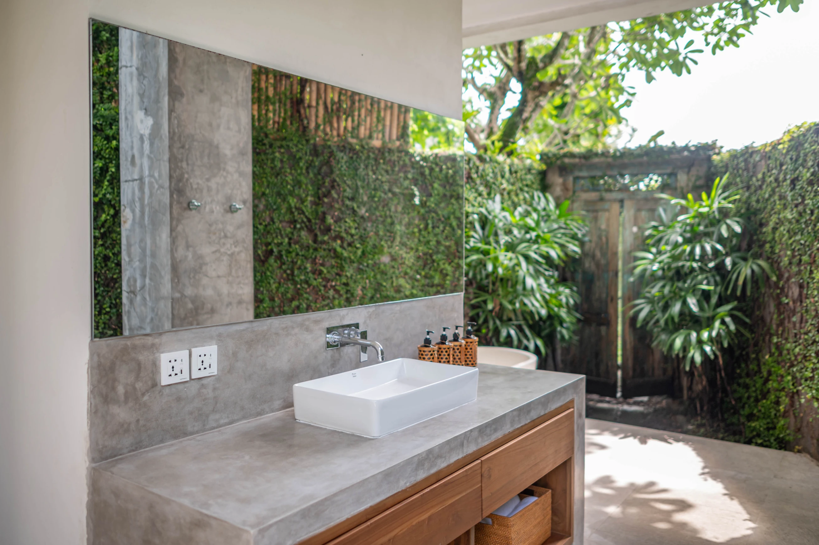 Luxury Bathrooms